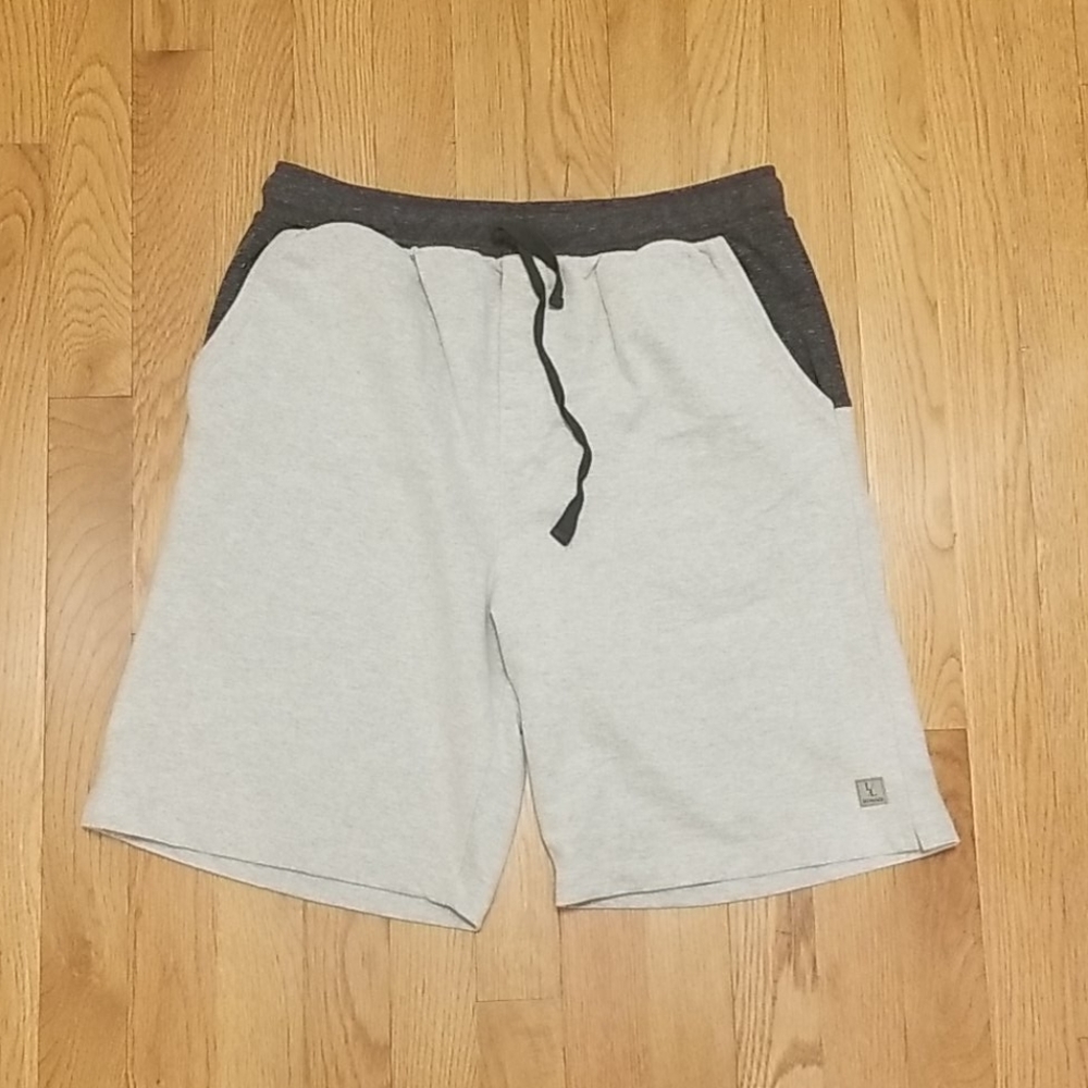 Color block mens stretch short